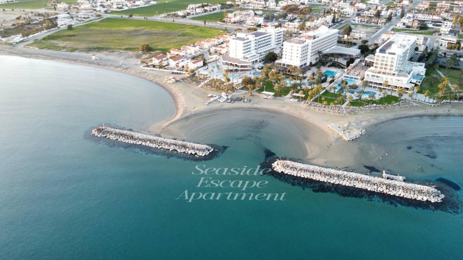 Апартаменти Seaside Escape Ларнака