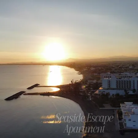 Seaside Escape Apartment Larnaca Exterior photo