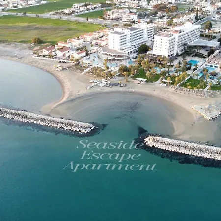 Seaside Escape Apartment Larnaca Exterior photo